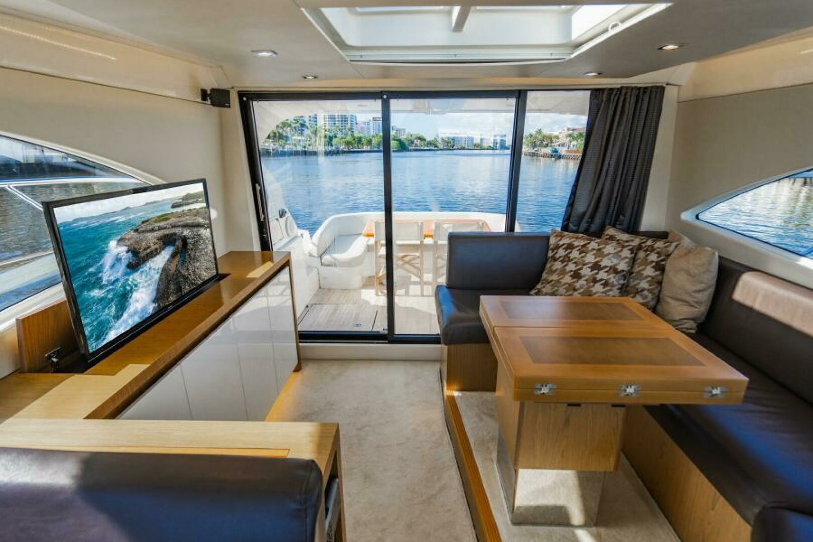 2016 Beneteau Gran Turismo 49 - Image 49
