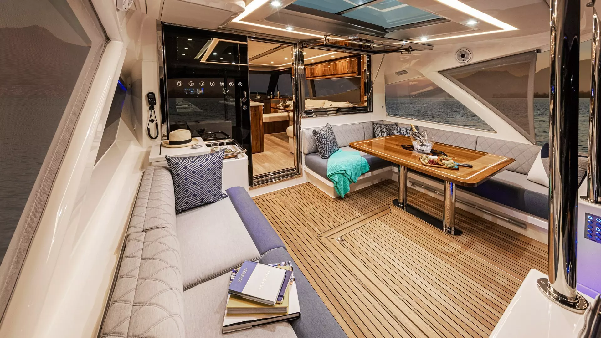 2026 Riviera 645 SUV - Image 3