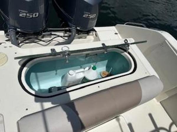 2011 Pursuit C 280 Center Console - 7