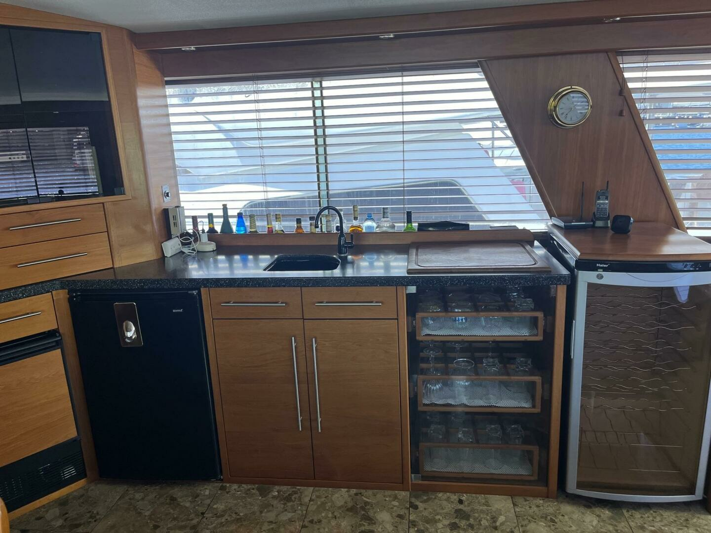 1986 Hatteras 70' Cockpit Motor Yacht - Image 38