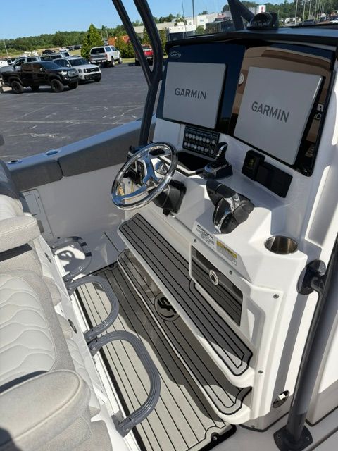 2017 Sea Fox 328 Commander - 21
