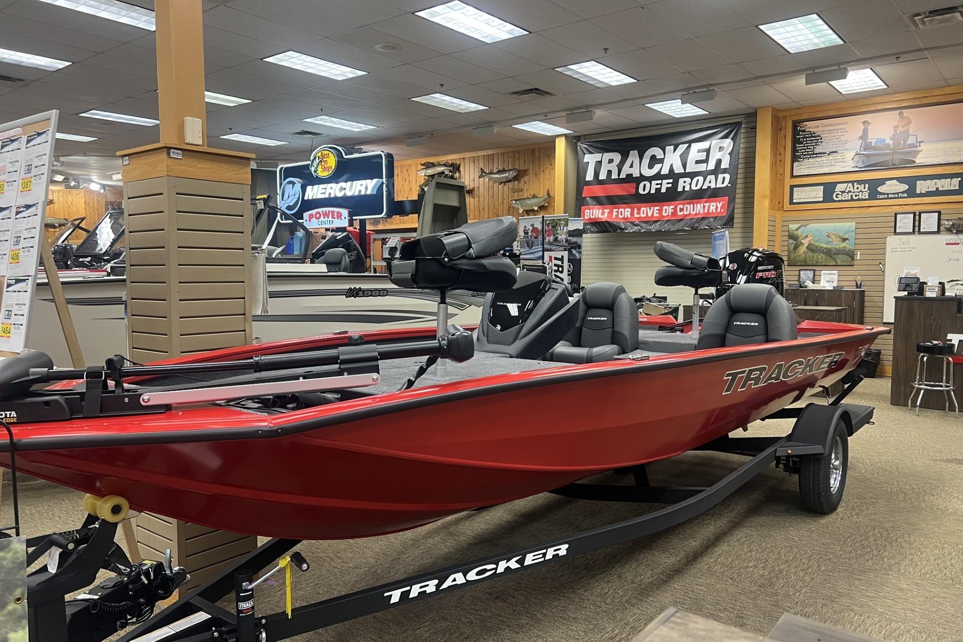 2026 Tracker Pro Team 190