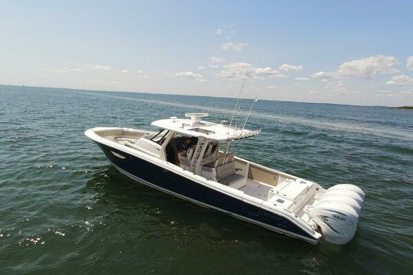 2021 Pursuit 428 Sport