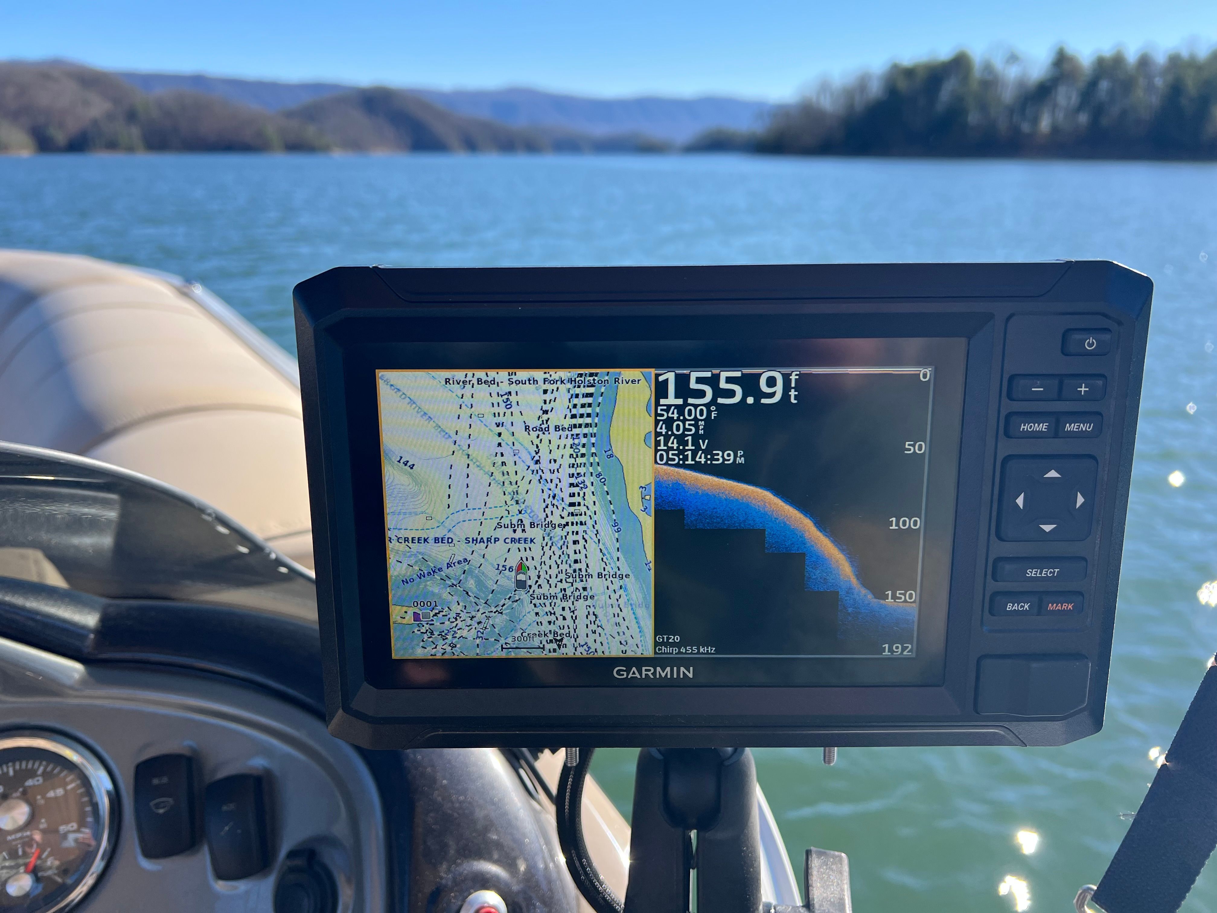 2023 White River SunTrackerPB22RFXP3 - 25