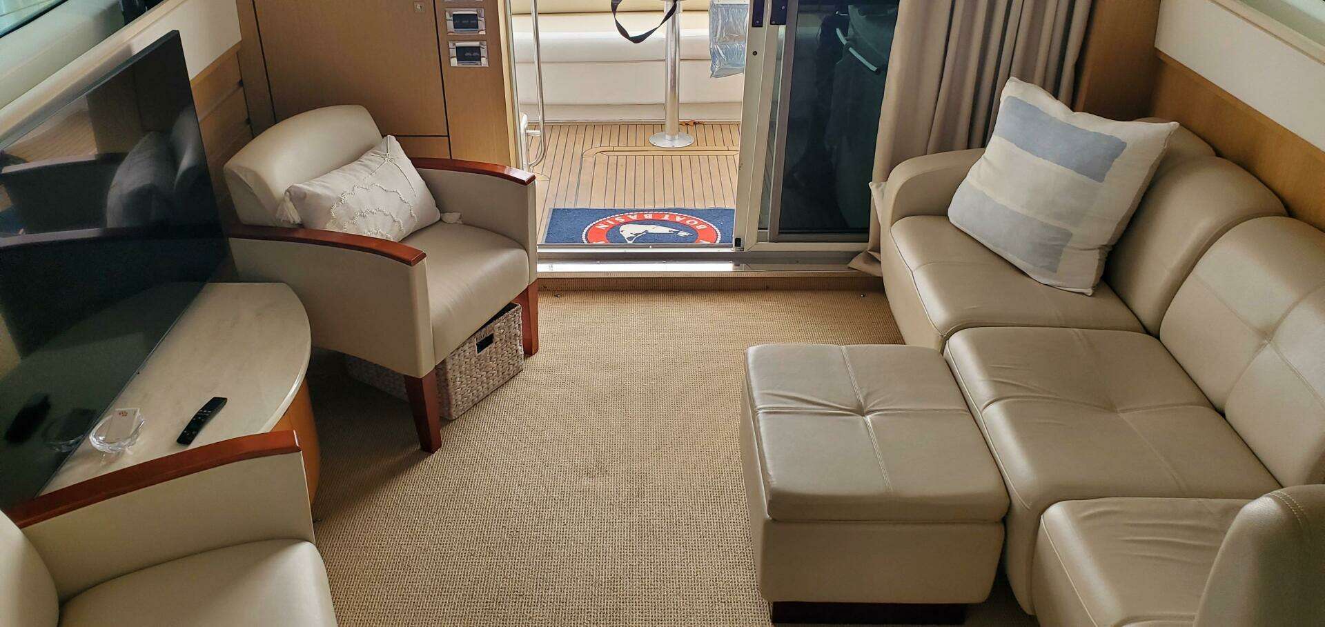 2012 Sea Ray 450 Sedan Bridge - Image 13