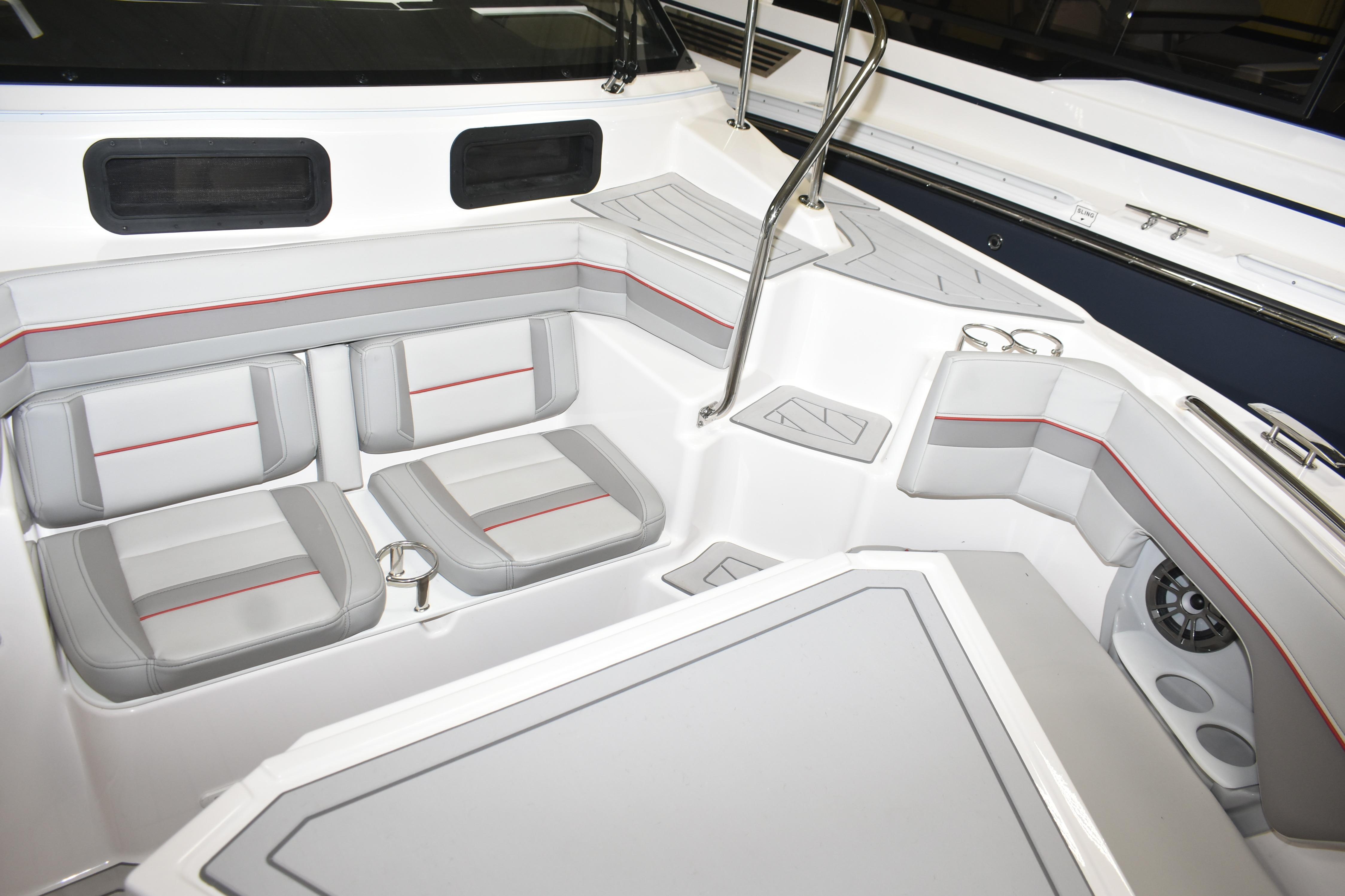 2025 Solara S-310 CW boat interior with sleek seating and modern design.