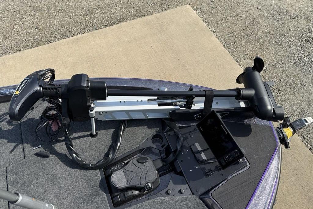 Trolling motor on a 2026 Skeeter ZXE20 boat, featuring advanced controls and sleek design.