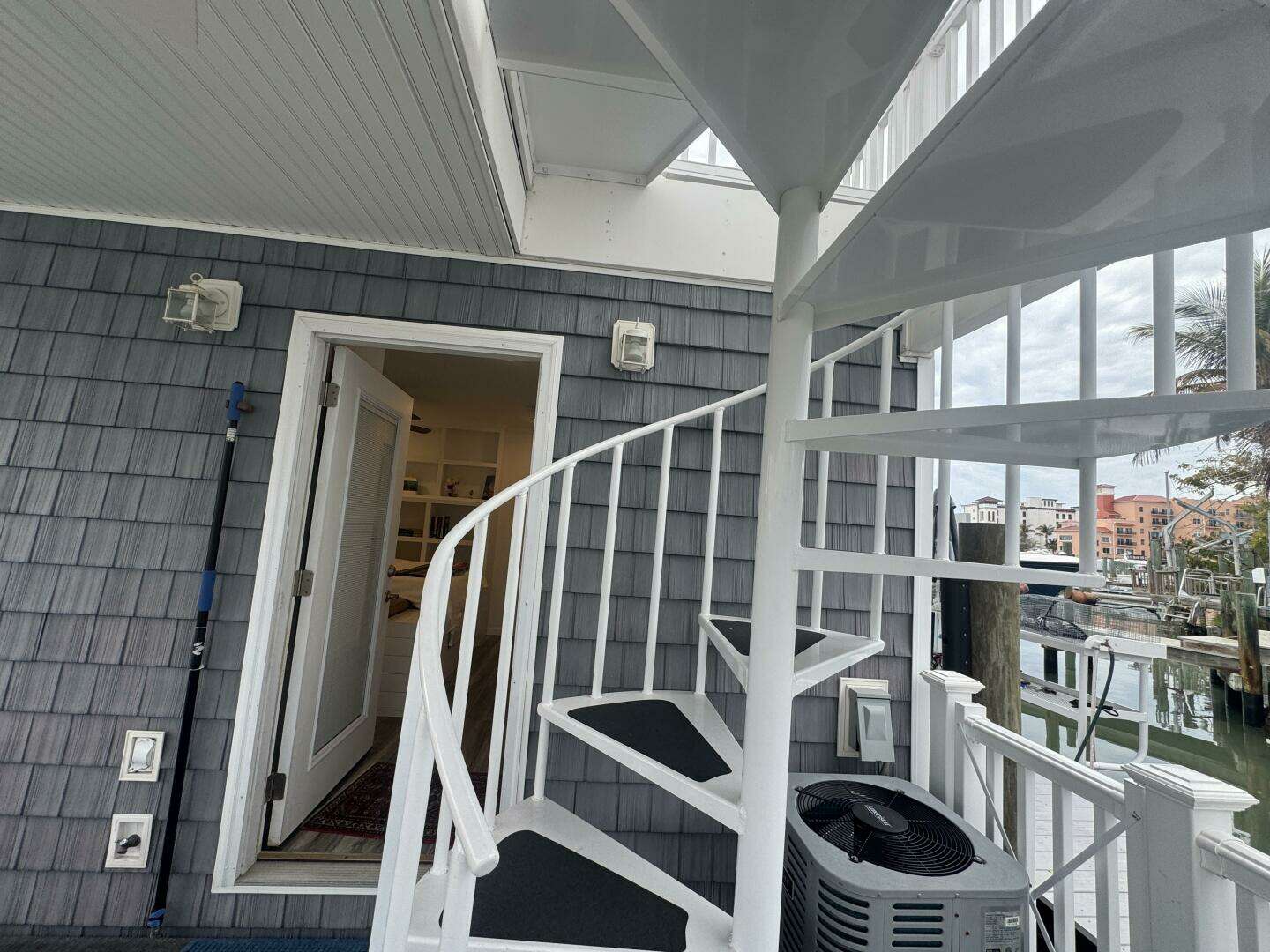 2019 Harbor Home Cozy Cottage 52' x 16' Tiny Boat - Image 51