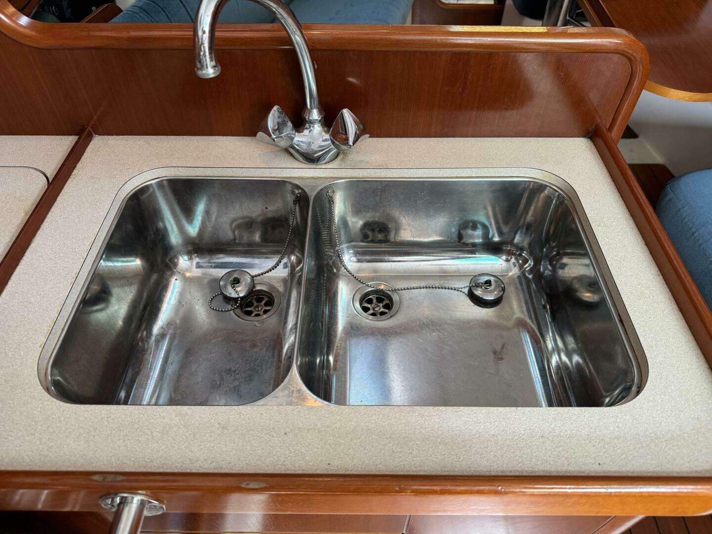 1996 Beneteau Oceanis 321 - Image 22