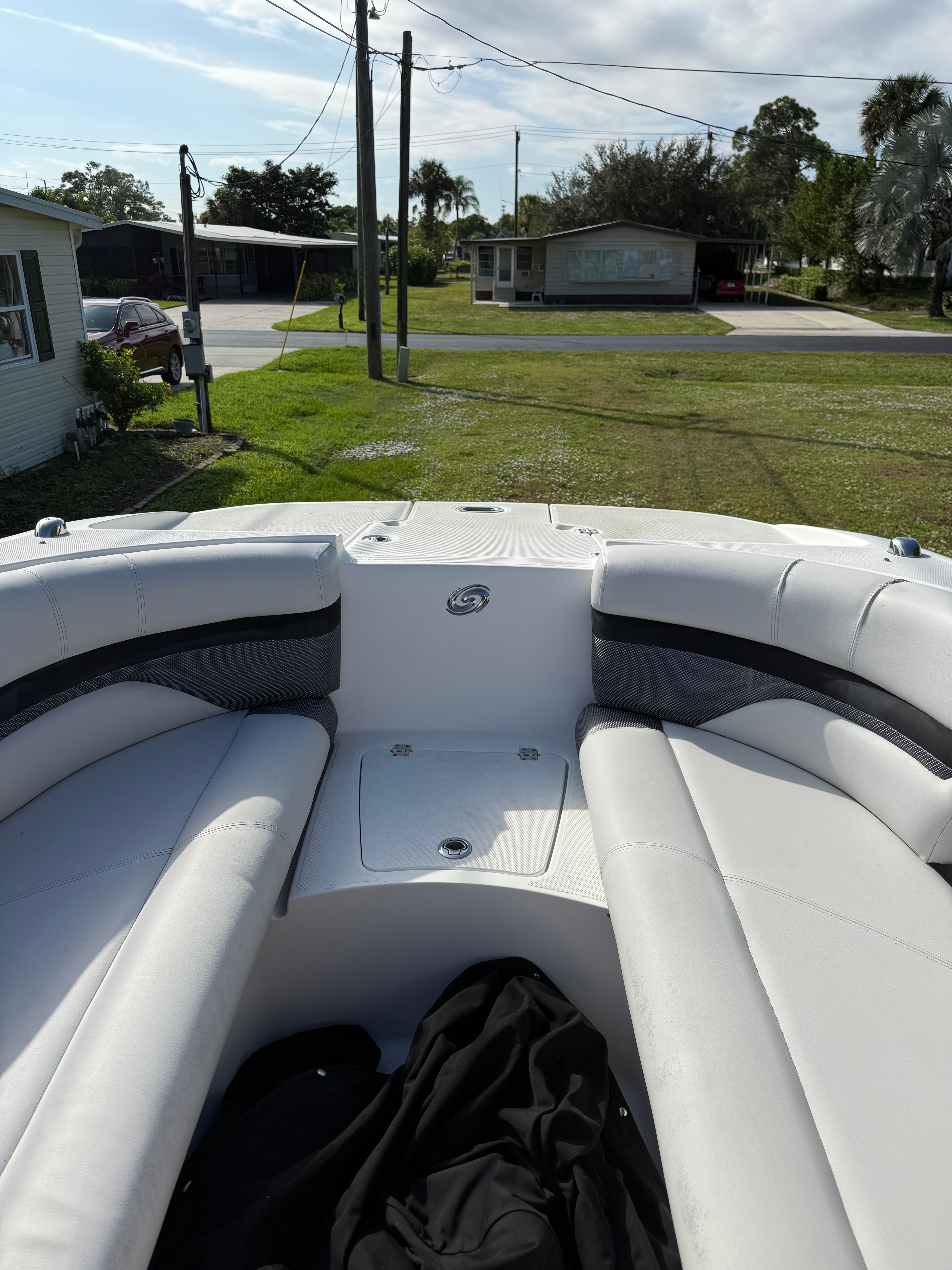 Interior view of a 2018 Hurricane SunDeck 2690 OB boat.