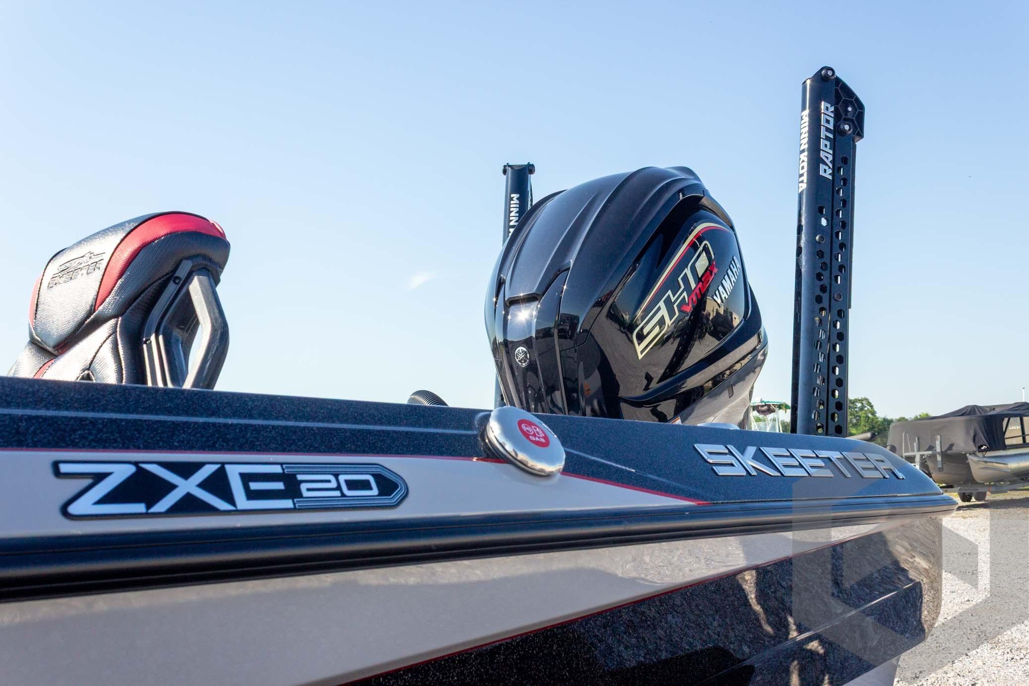2026 Skeeter ZXE20 boat with Yamaha engine, featuring sleek design and modern seating.