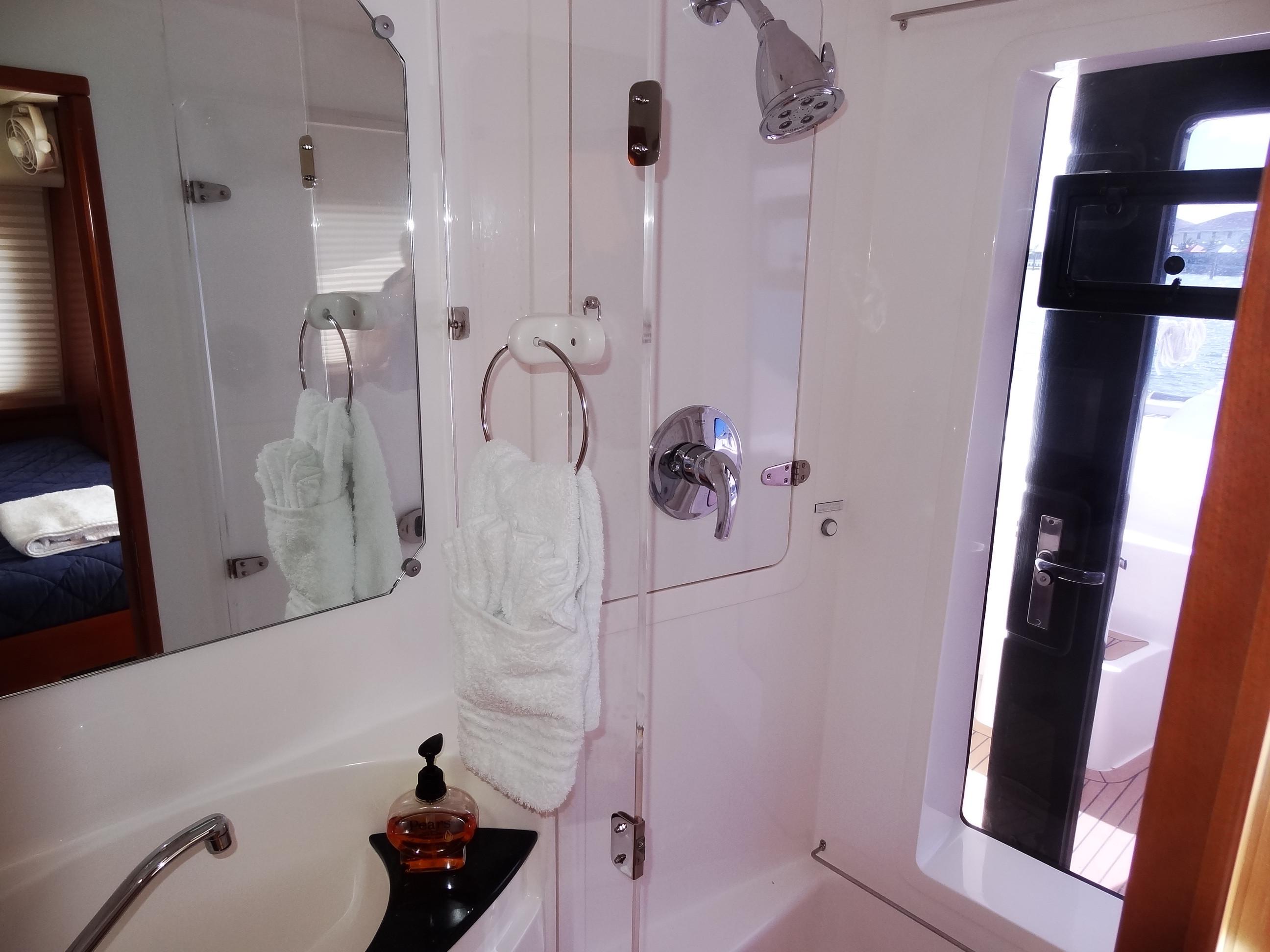 2014 Leopard 58 - 151