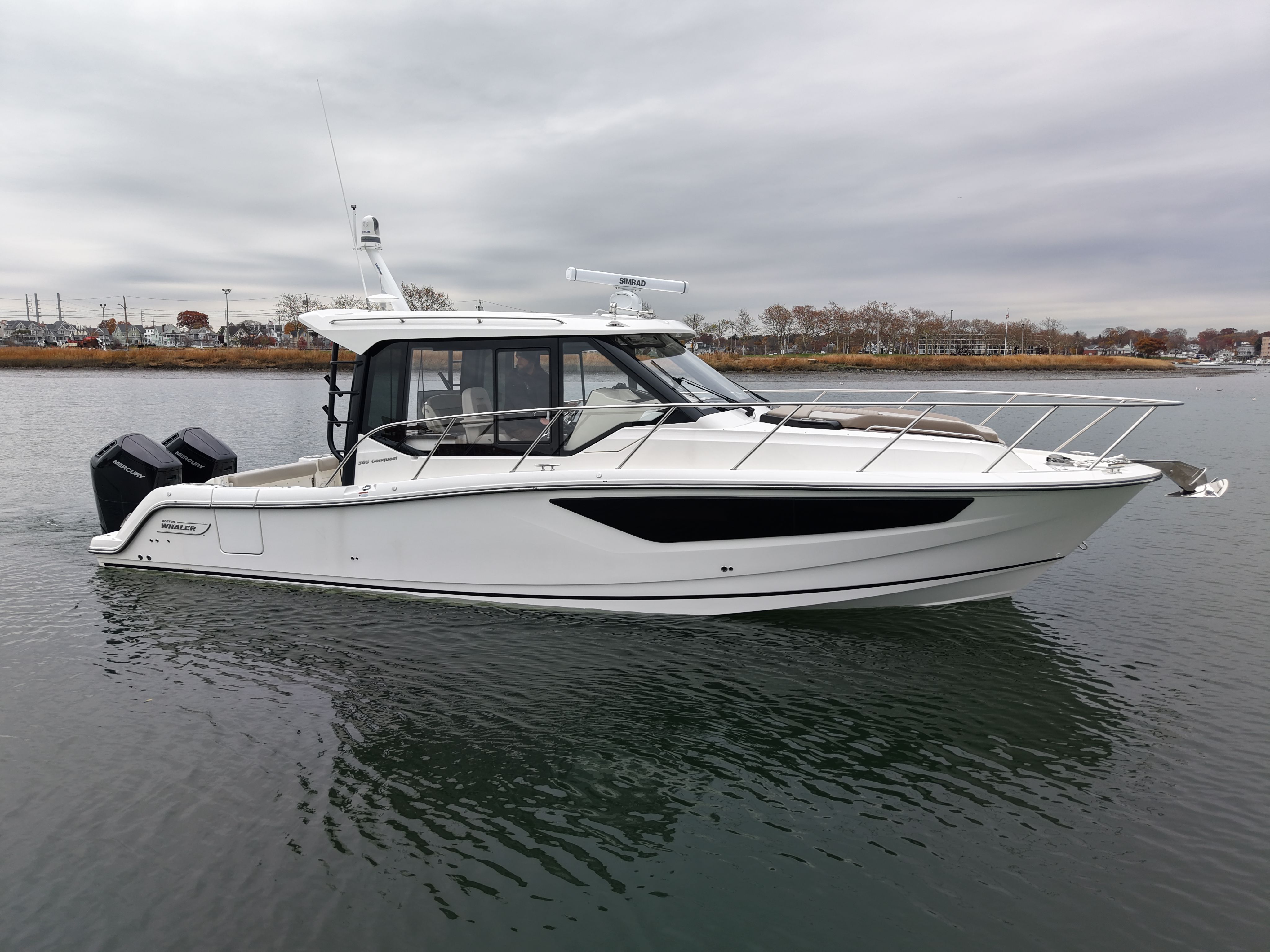 2026 Boston Whaler 365 Conquest