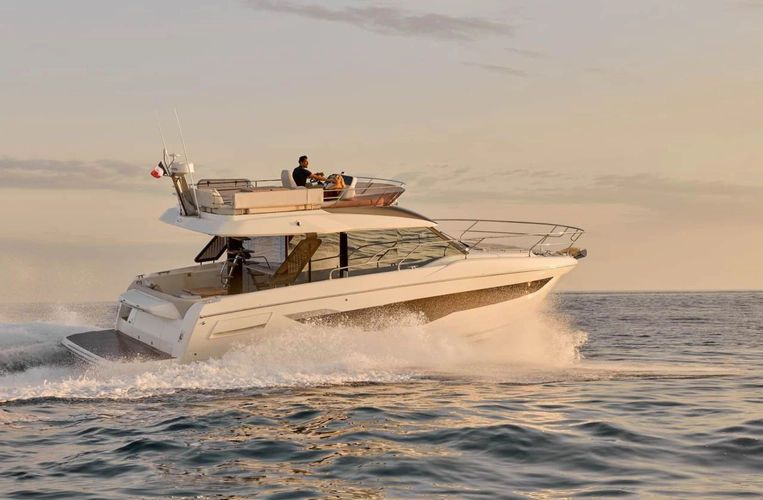 2027 Prestige F4.3