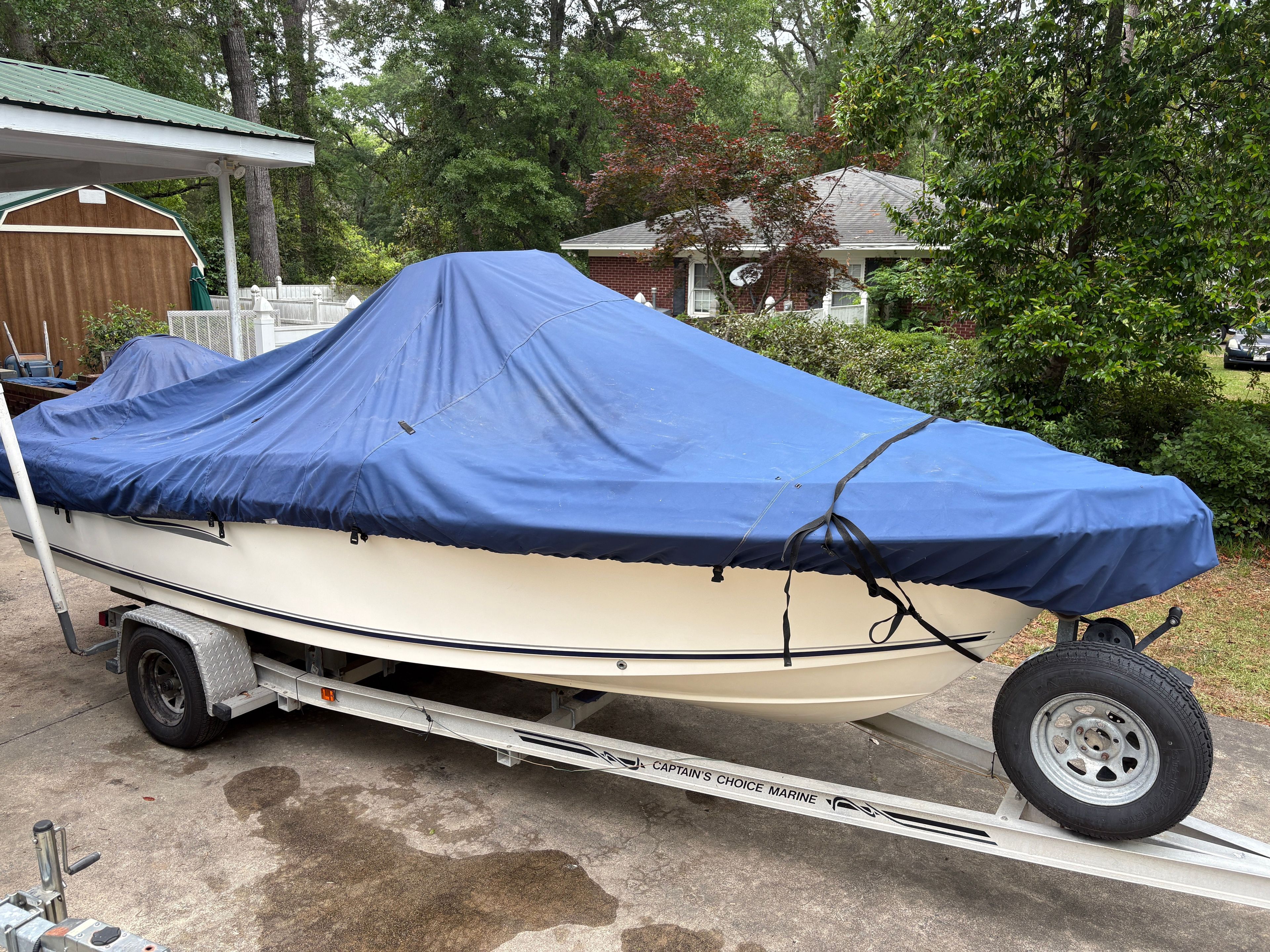2002 Sea Hunt Tritan 202 - 17