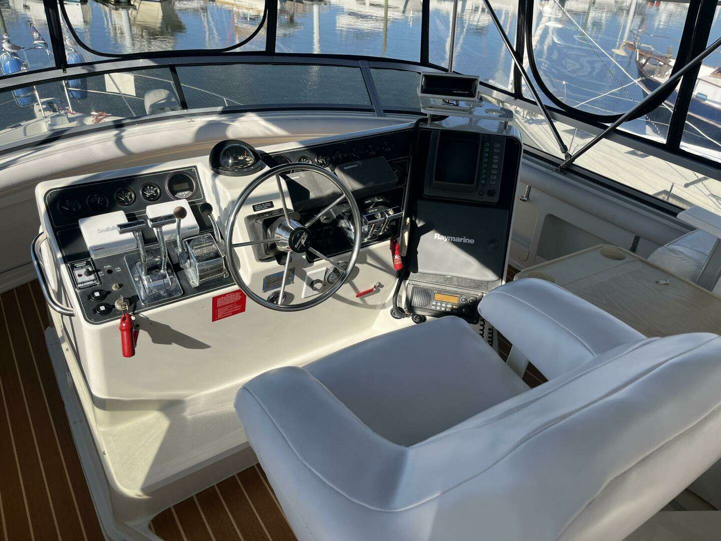 1995 Carver 440 Aft Cabin - Image 47