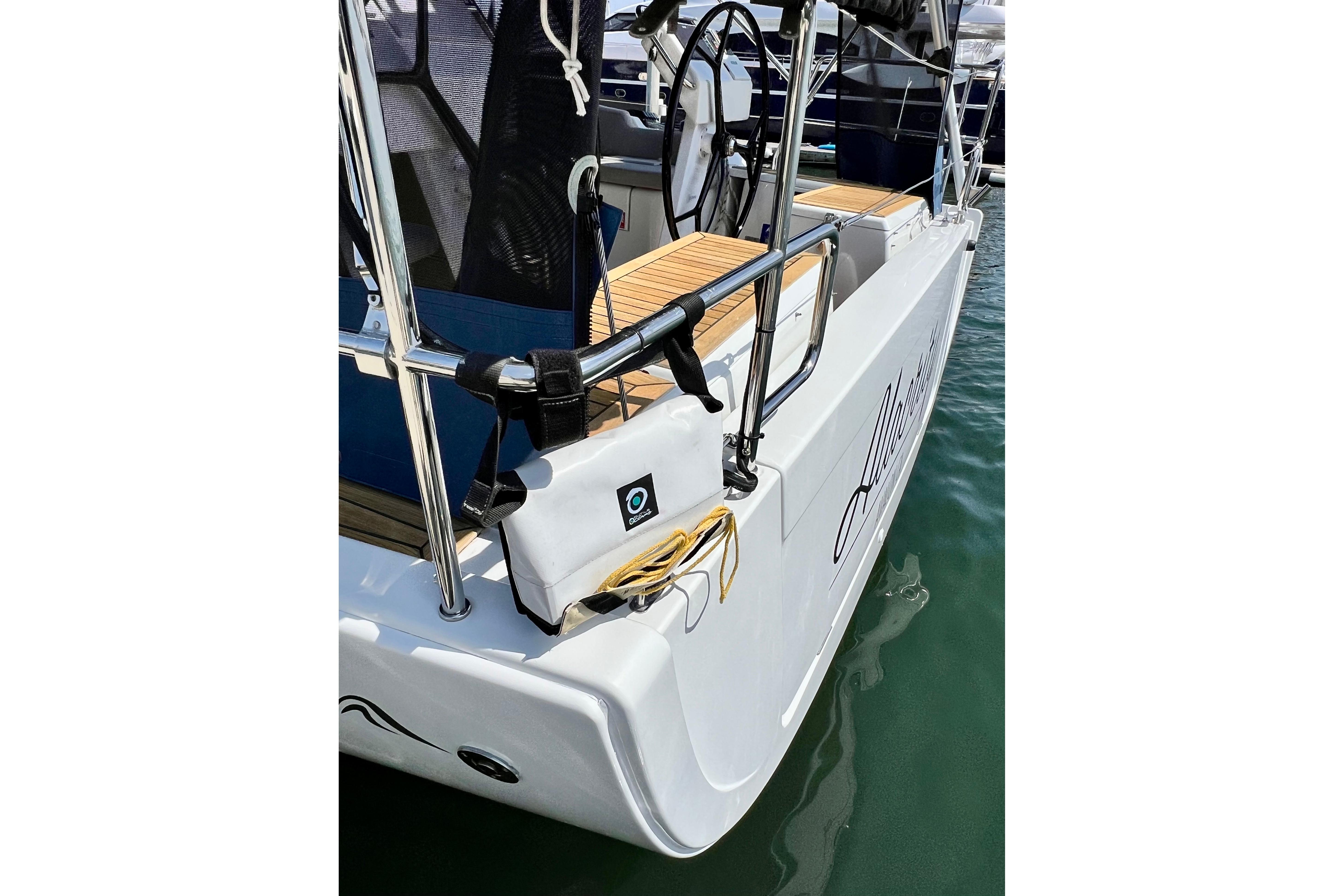 2016 Hanse 455 yacht stern with teak decking and stainless steel railings.