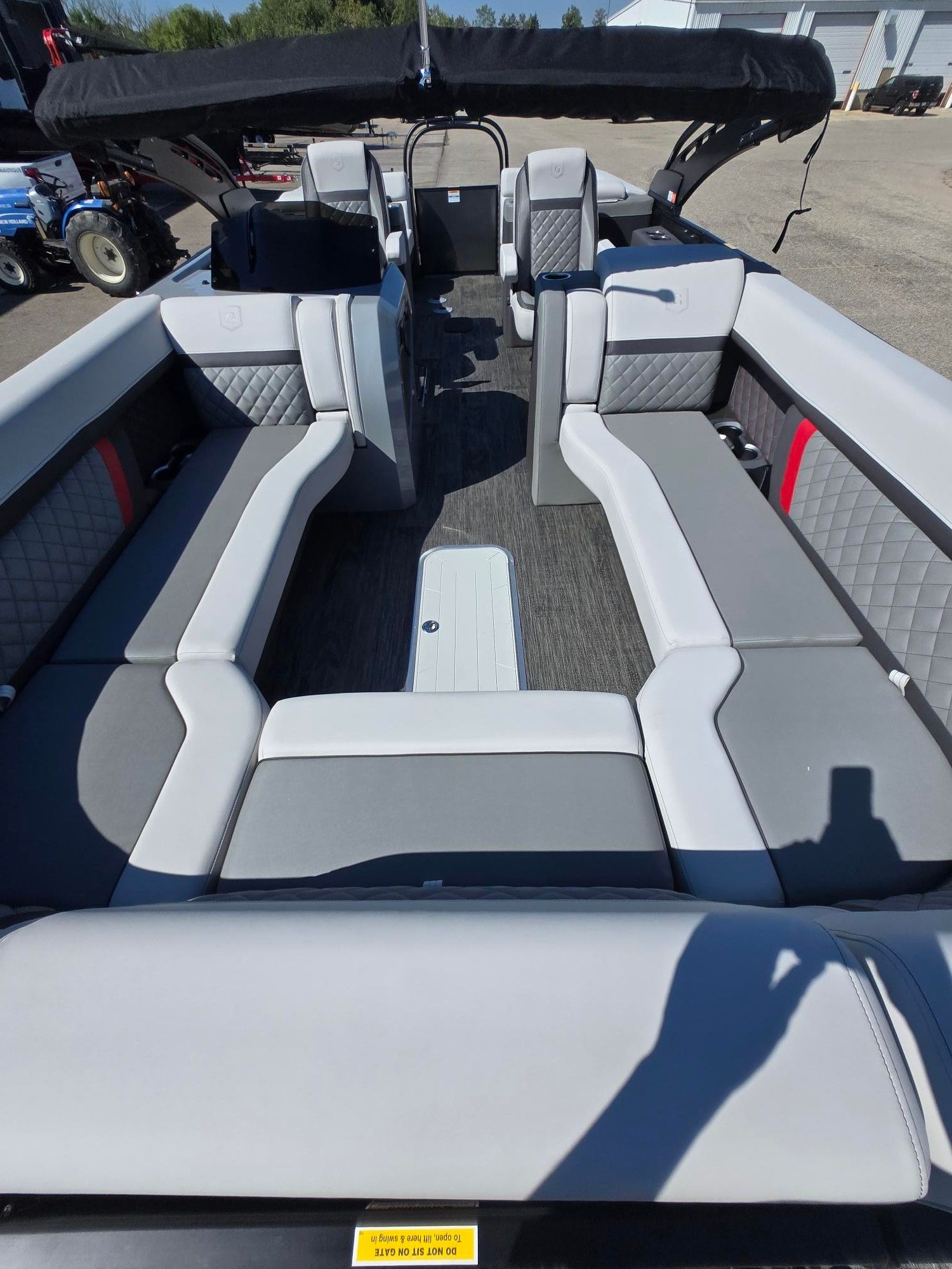 2026 AquaPatio 255 SBC - 8