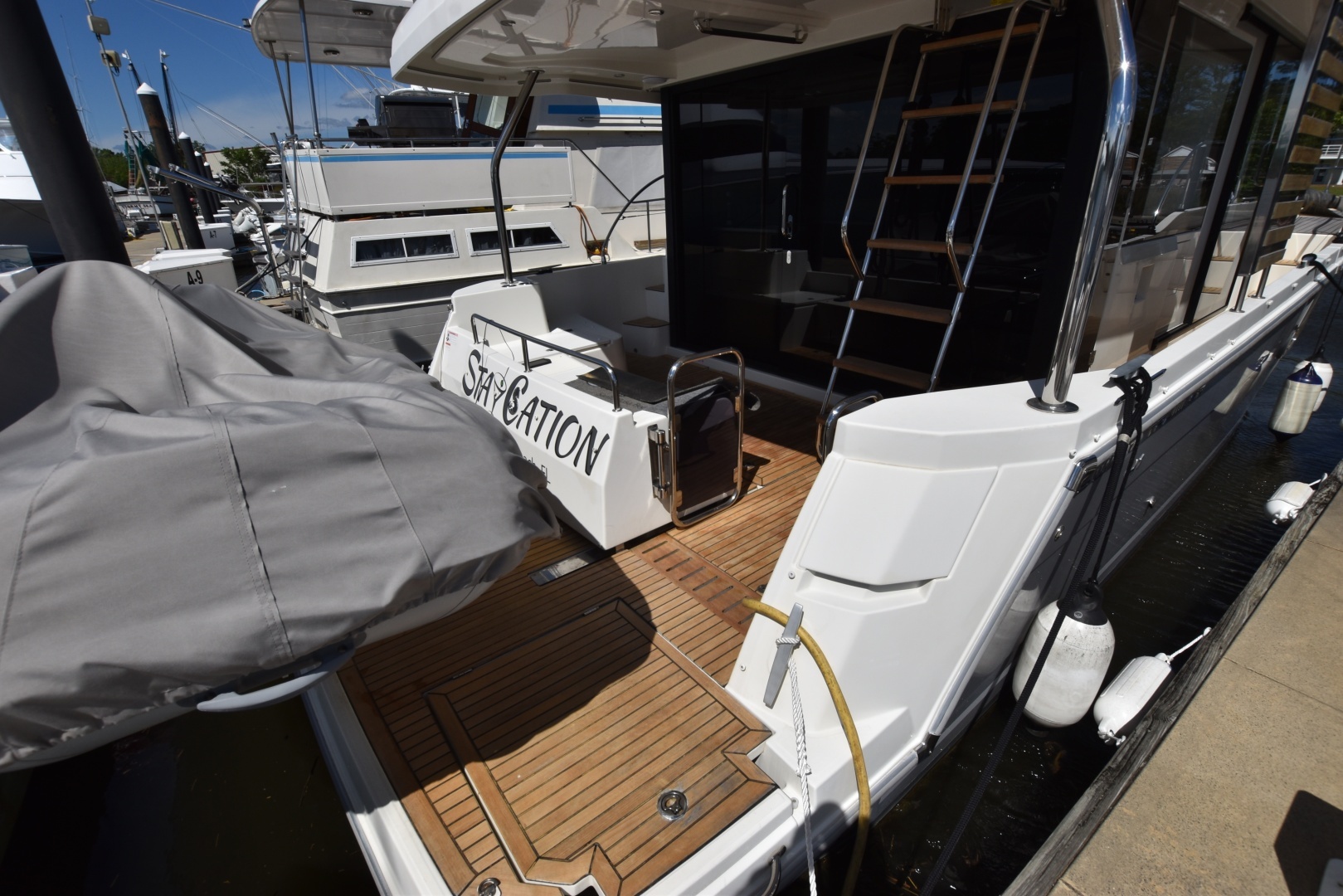 2023 Beneteau Swift Trawler 41 Fly - Image 4
