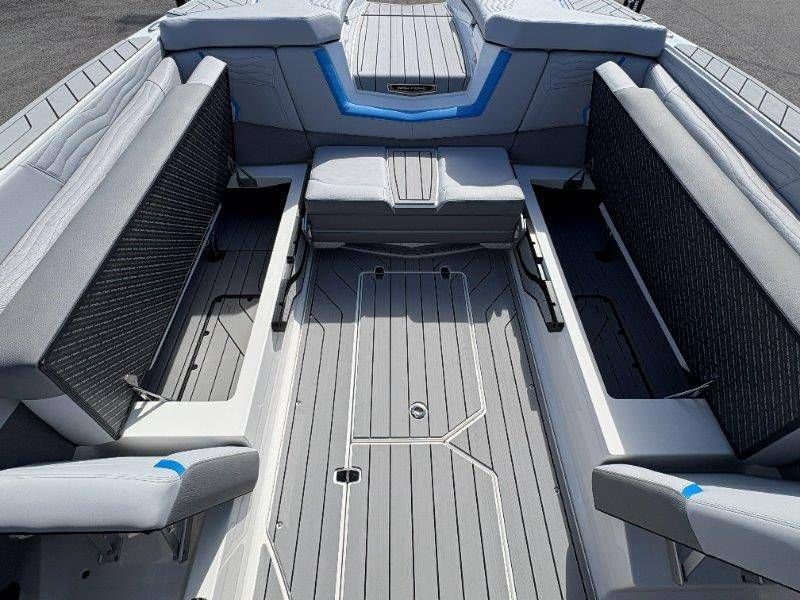 2026 Nautique G25 - 38