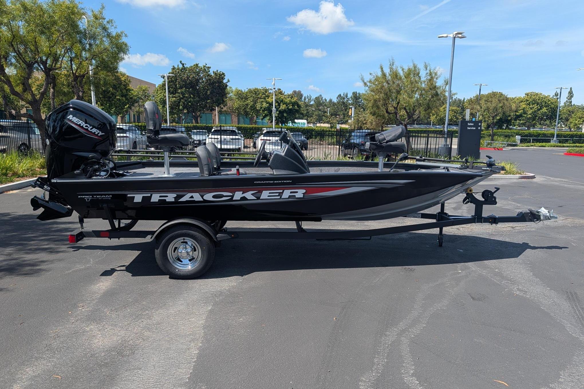 2026 Tracker Pro Team 175 Crappie Edition