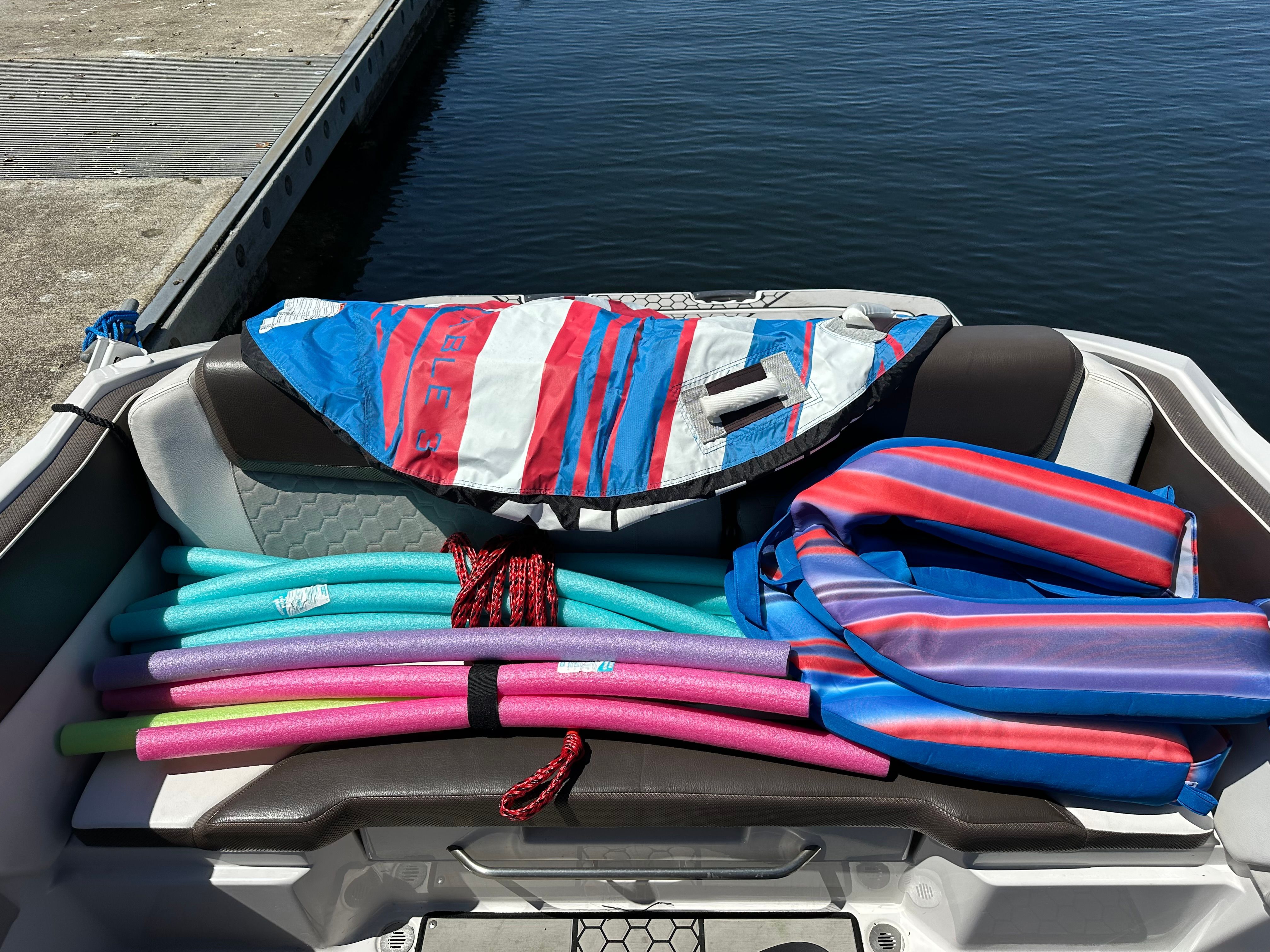 2019 Scarab 255 ID - 17