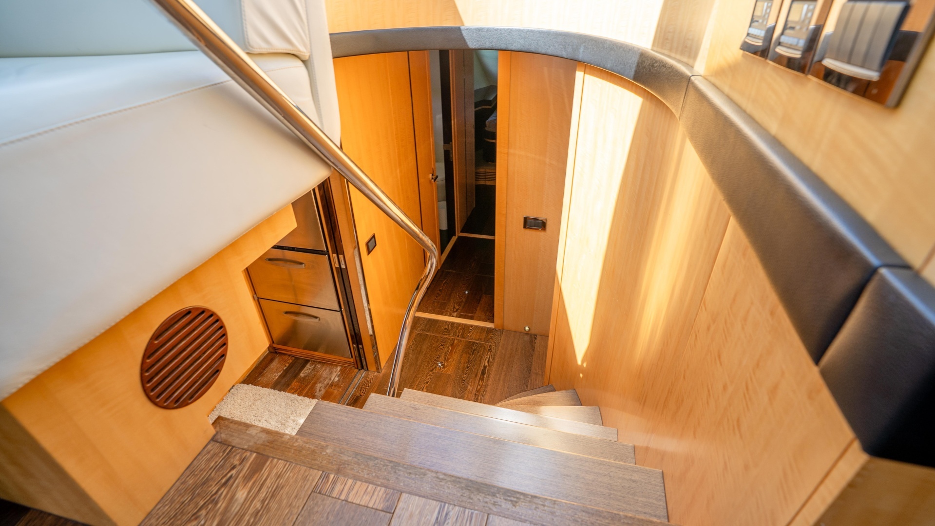 2014 Sunseeker 68' Sport Yacht - Image 36
