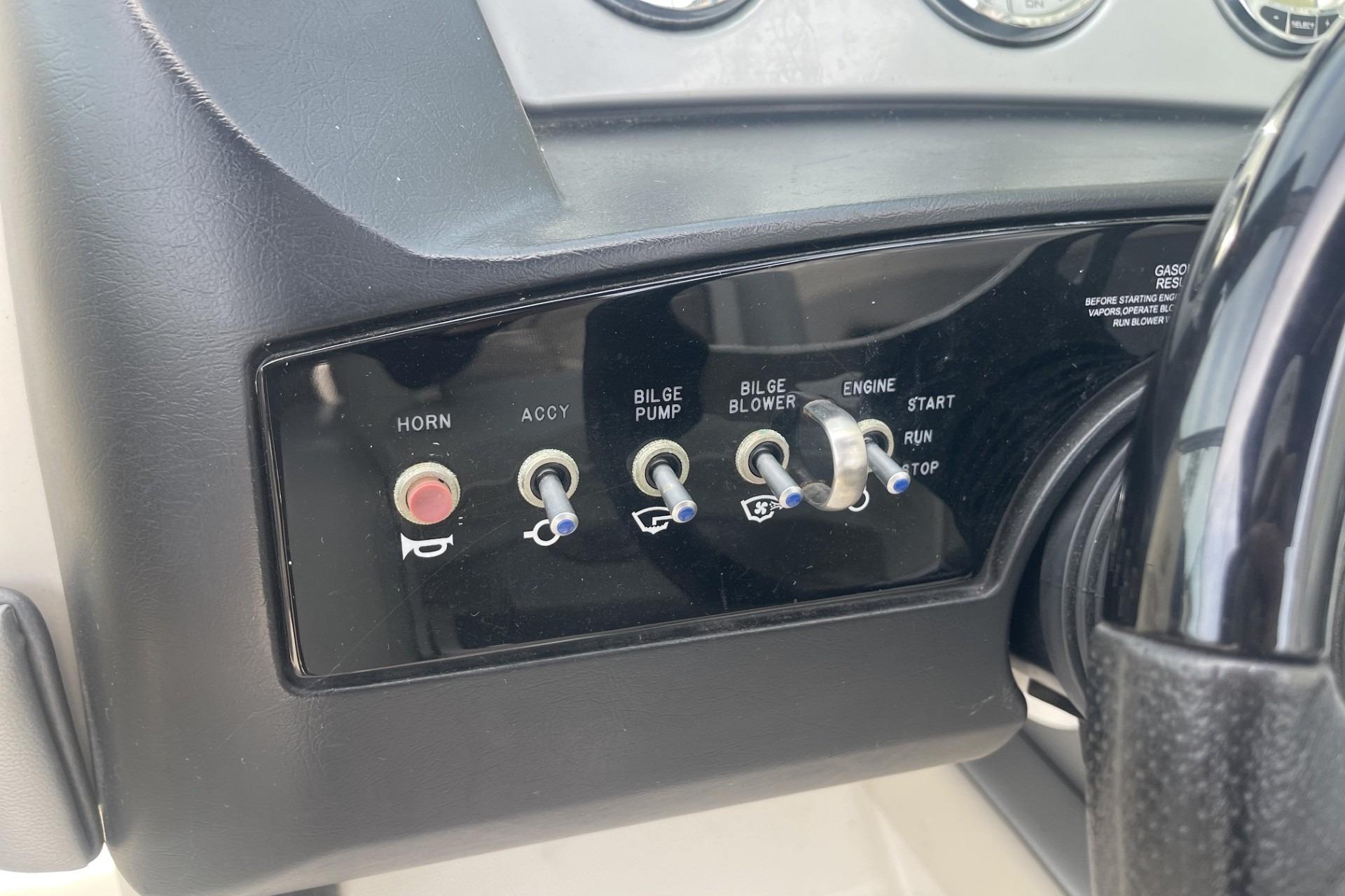 Control panel of a 2010 Sea Ray 230 Bow Rider Select boat.