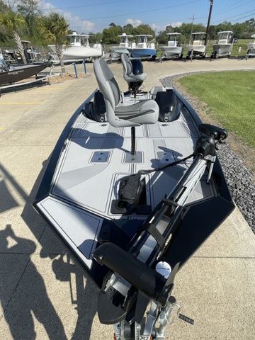 2026 G3 Sportsman 1810 SE - 4