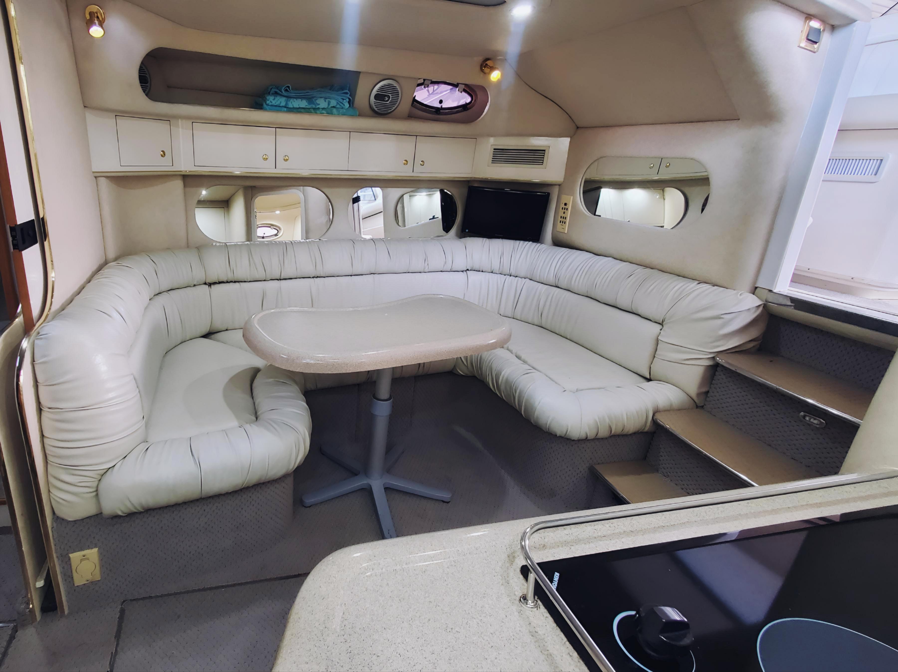 1997 Sea Ray 370 Express Cruiser - 17