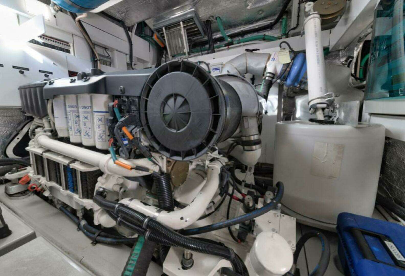 2017 Sunseeker Predator - Image 20
