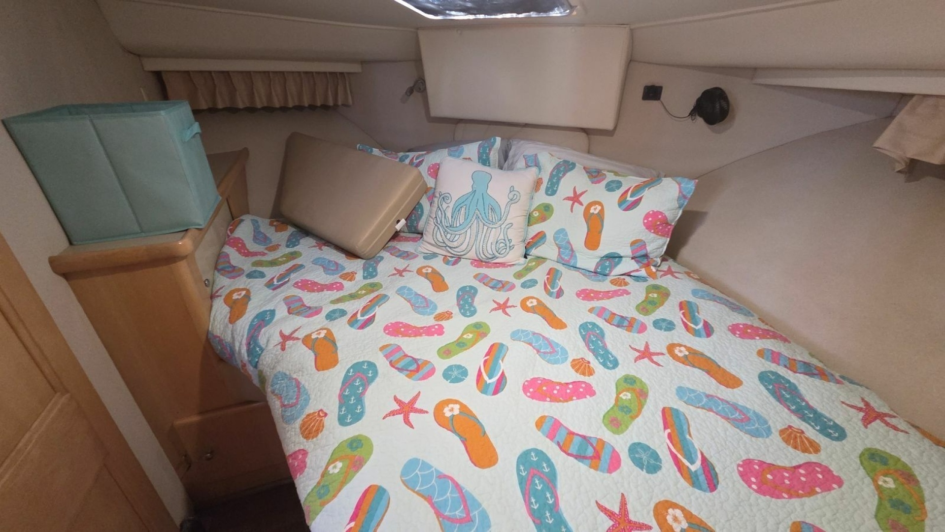 1998 Carver 405 Aft Cabin Motor Yacht - Image 49
