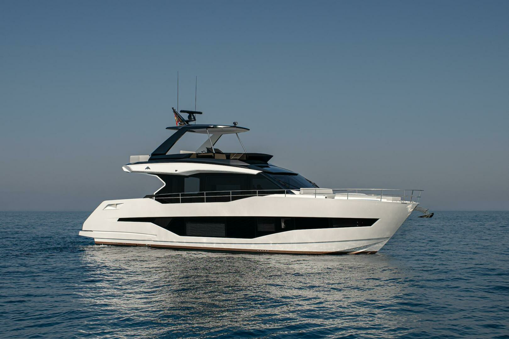 2024 Astondoa As5 - Image 9