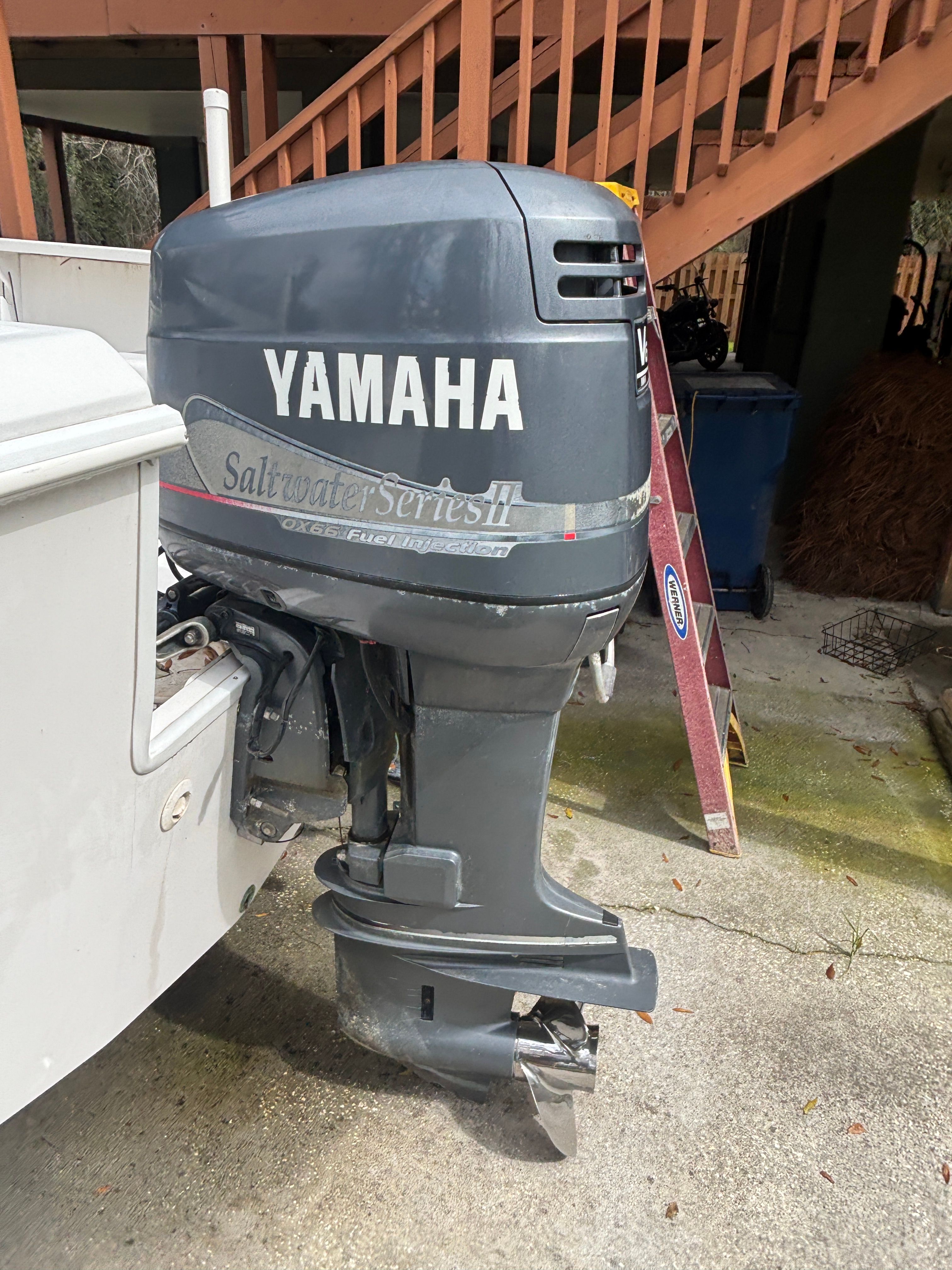 Yamaha outboard motor on a 2003 Pro-Line Sport 20 boat.