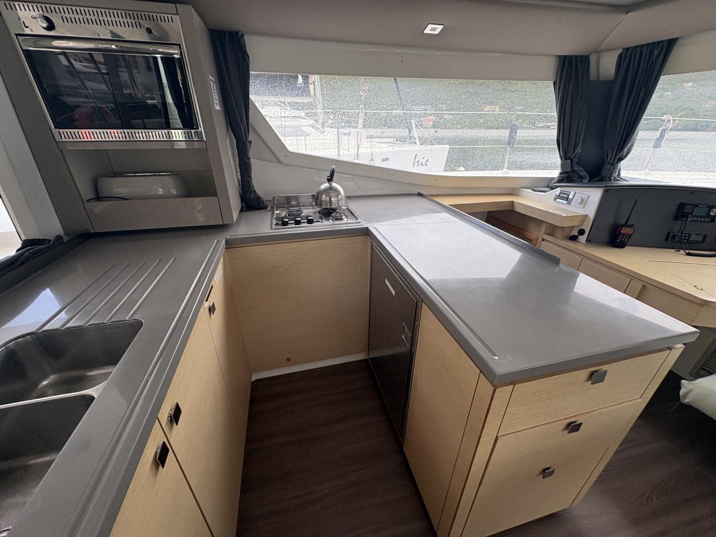 2017 Fountaine Pajot Helia 44 Evolution Oceanic Package - Image 15