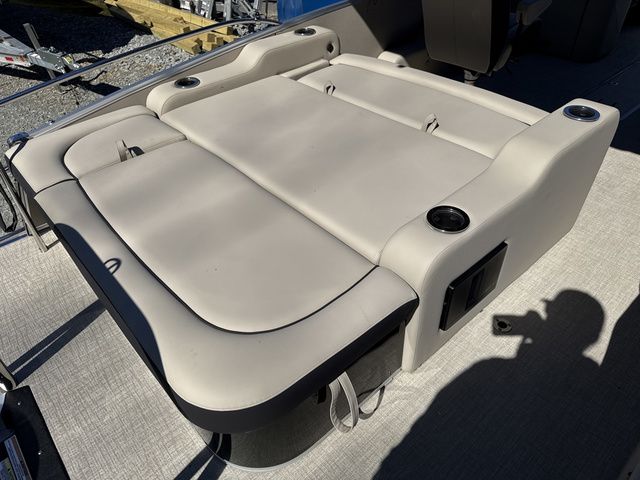 2026 Tahoe Cascade - 23 FT VRB - 22