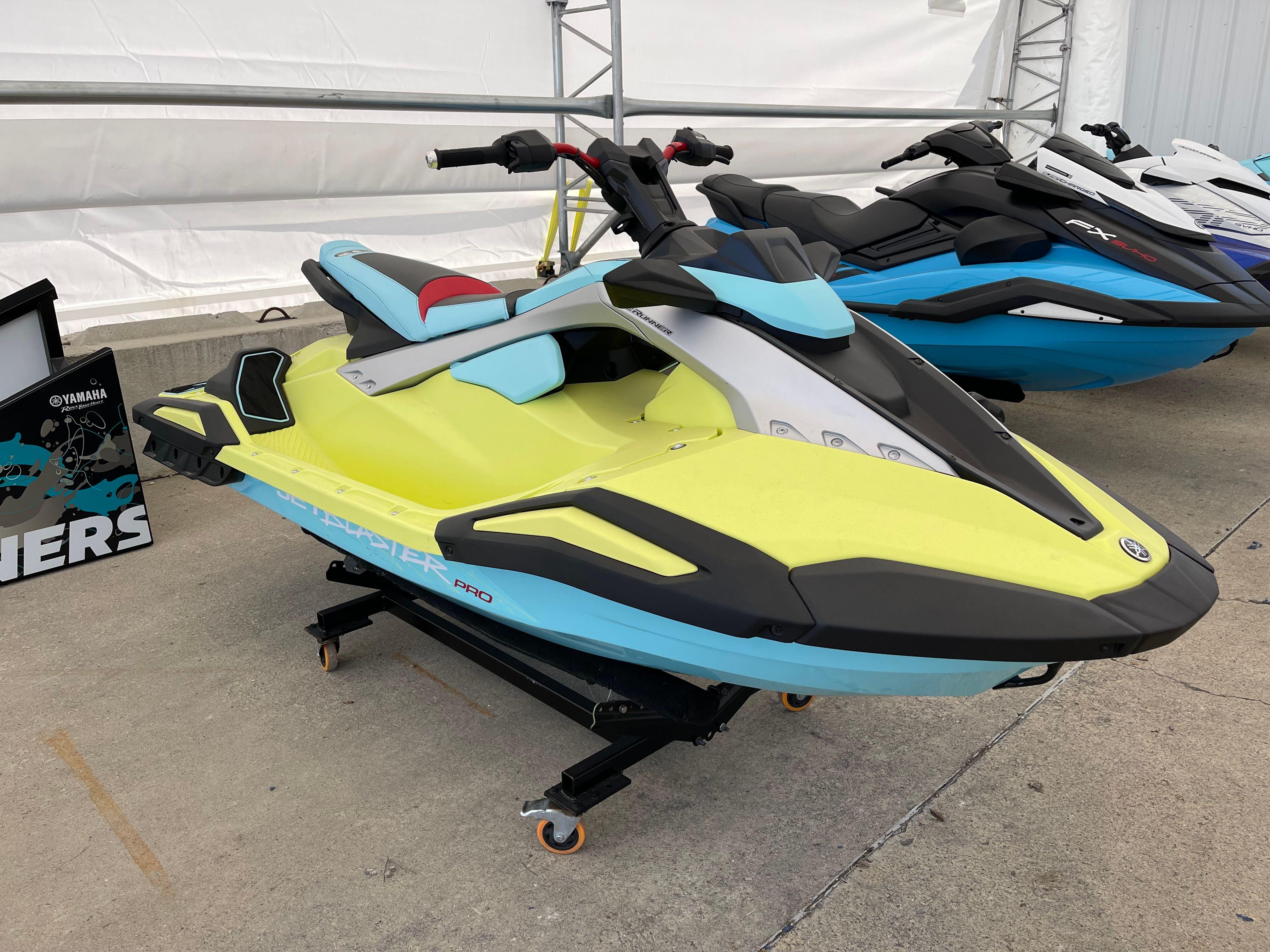 2025 YAMAHA JET BLASTER PRO 2UP - Image 3