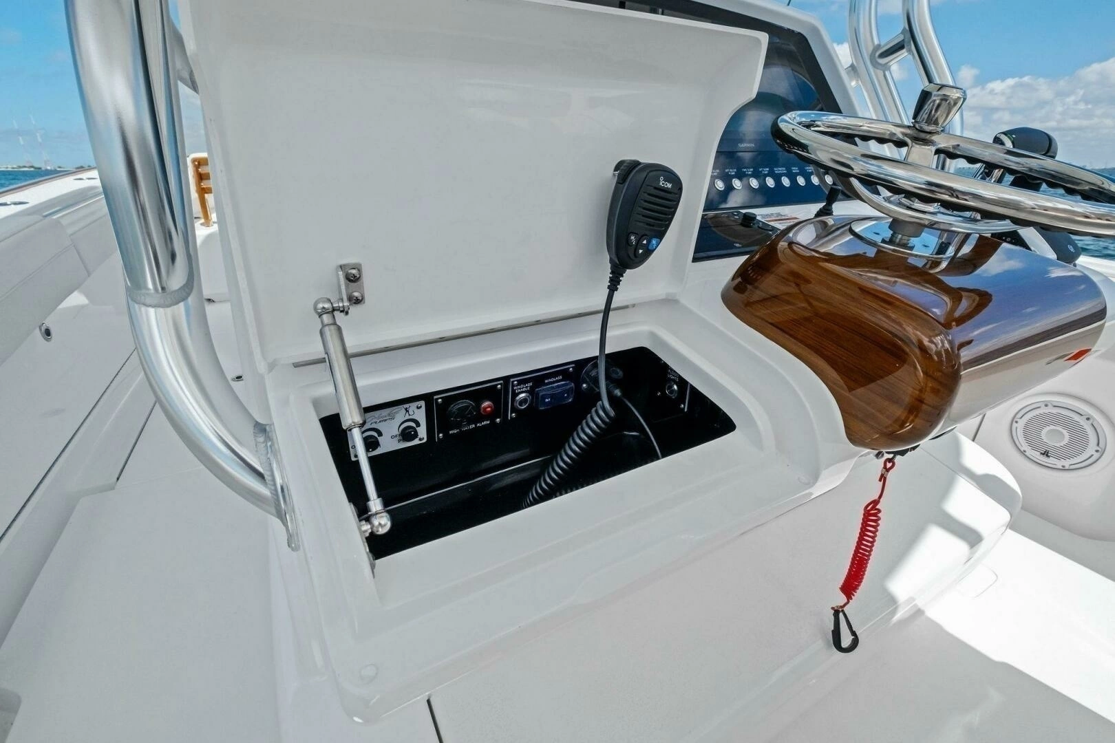 2026 Valhalla Boatworks V-37 - Image 27
