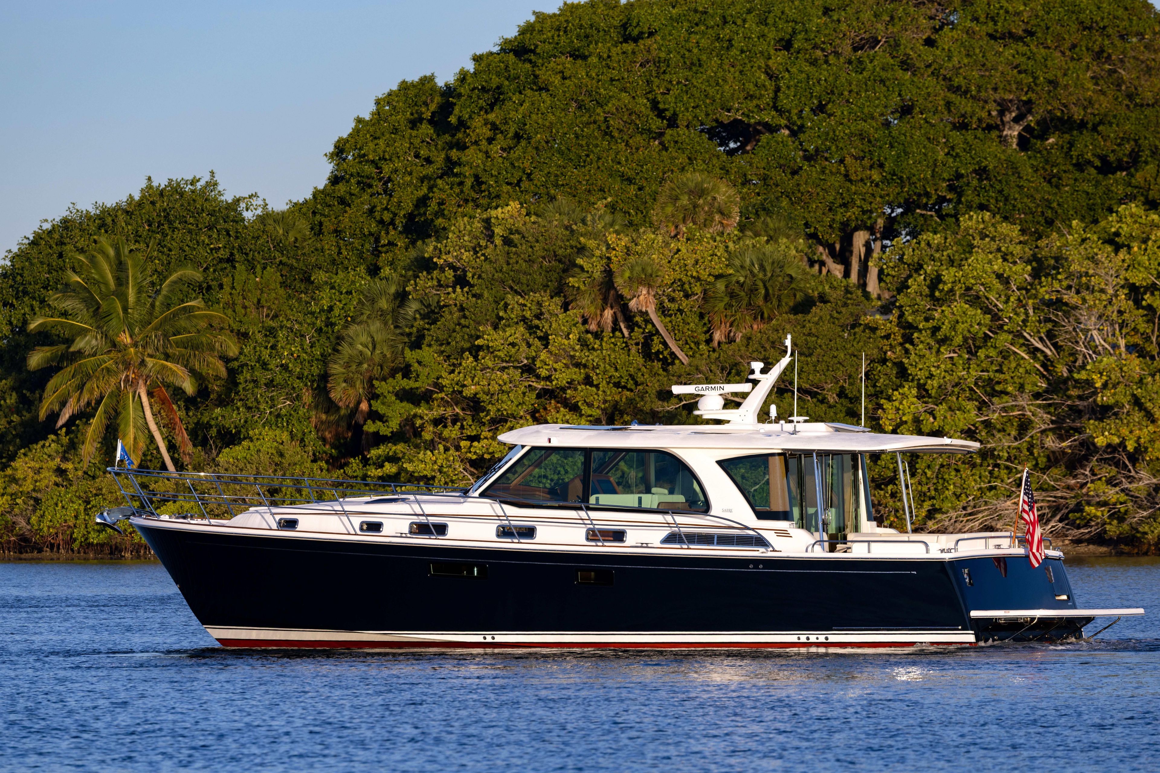 2026 Sabre 51 Salon Express
