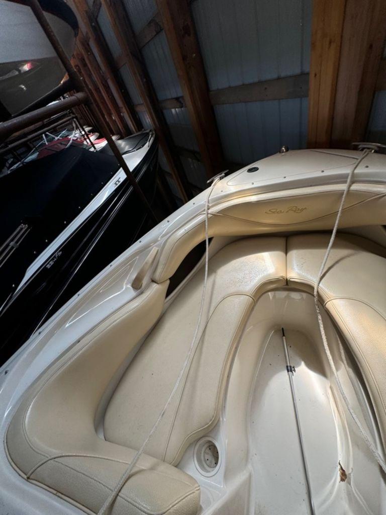 2002 Sea Ray 210 - 11