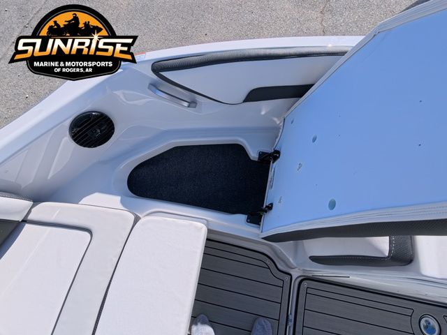 2026 Yamaha Boats 195S - 14