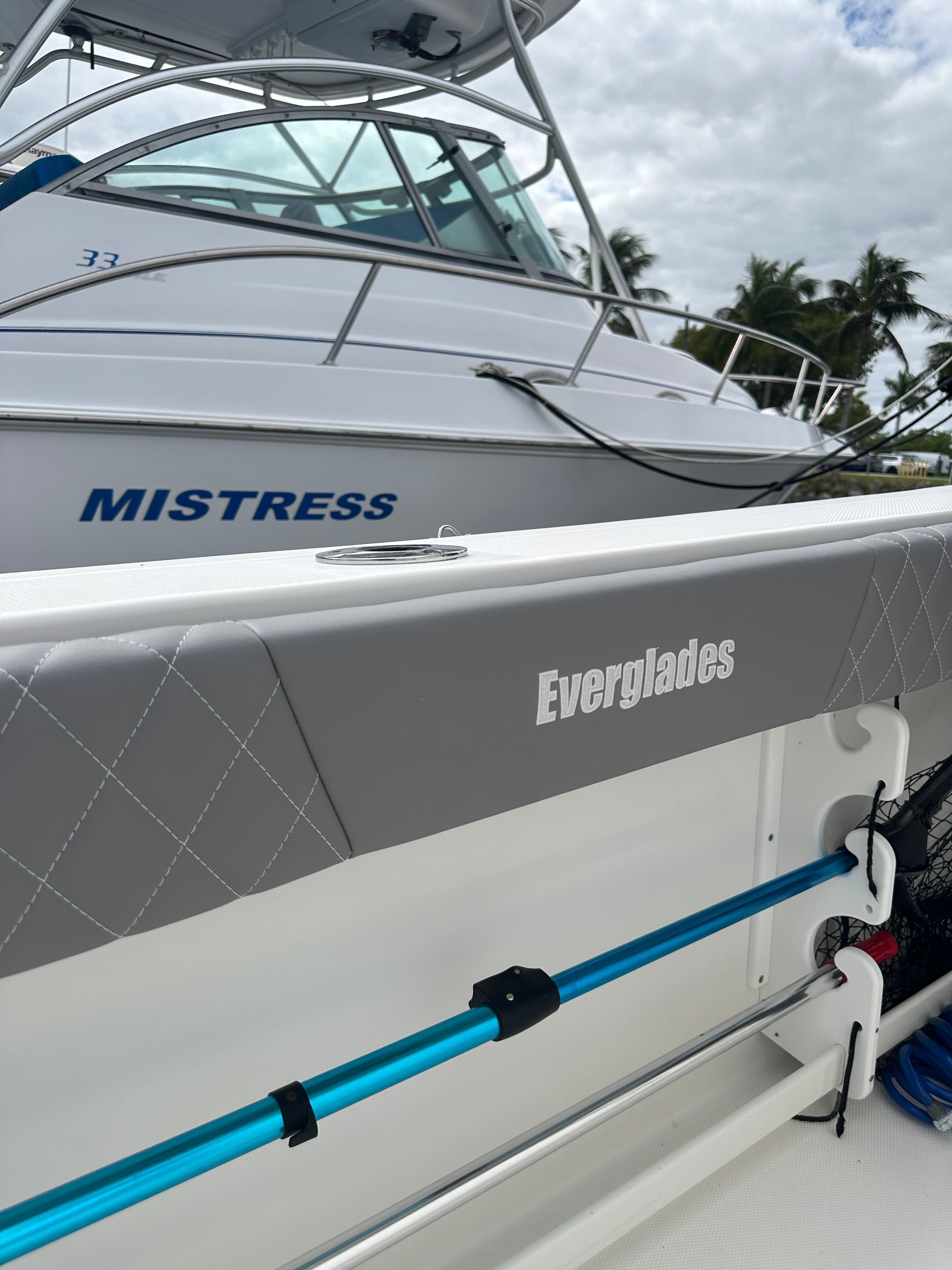 2009 Everglades 365 Center Console - 41