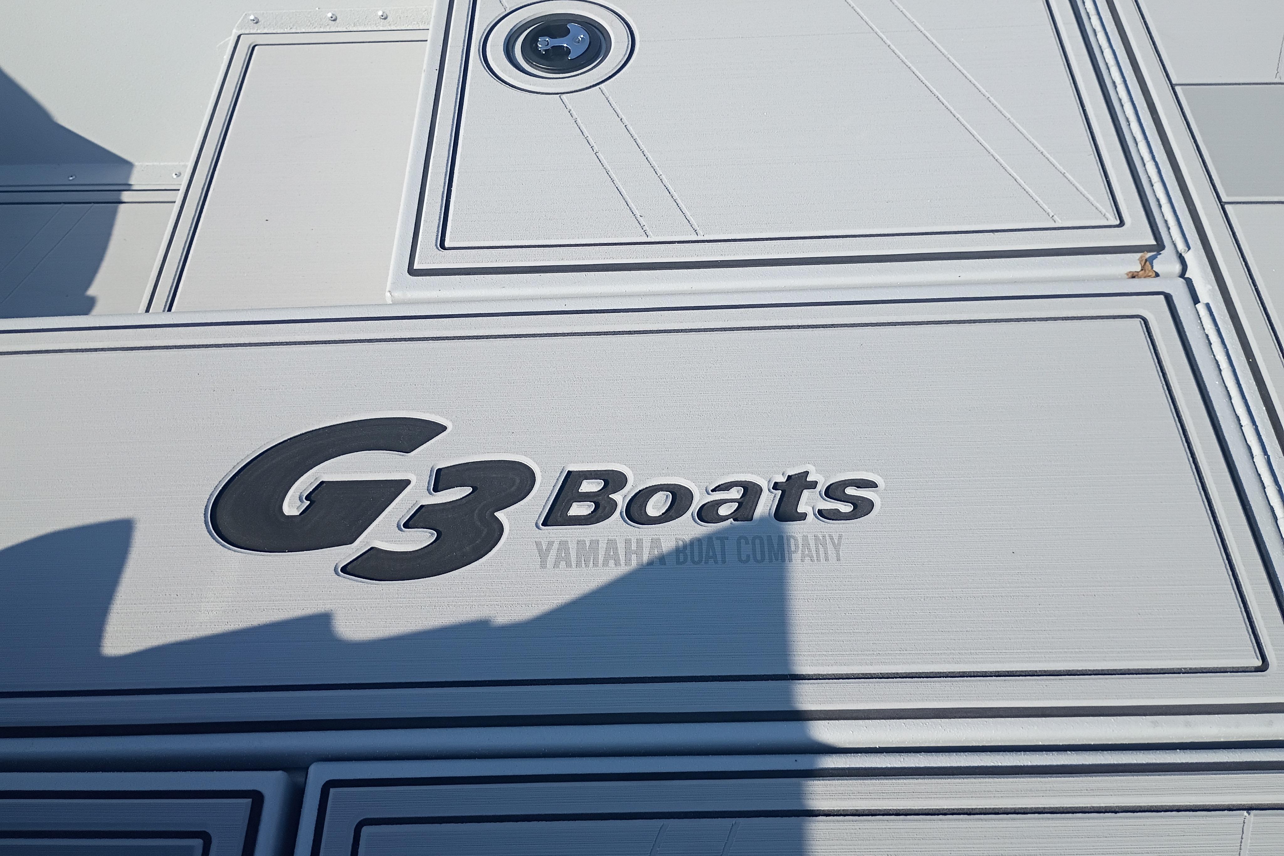 G3 Boats logo on 2026 model 1810SE deck, Yamaha Boat Company branding.