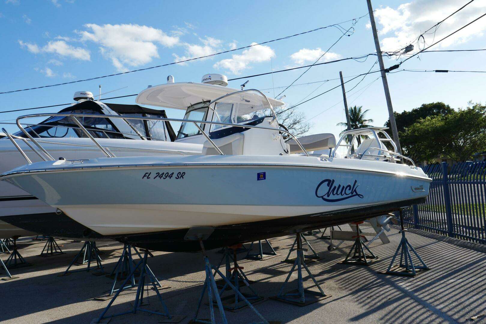 2020 Boston Whaler 210 Dauntless - Image 2