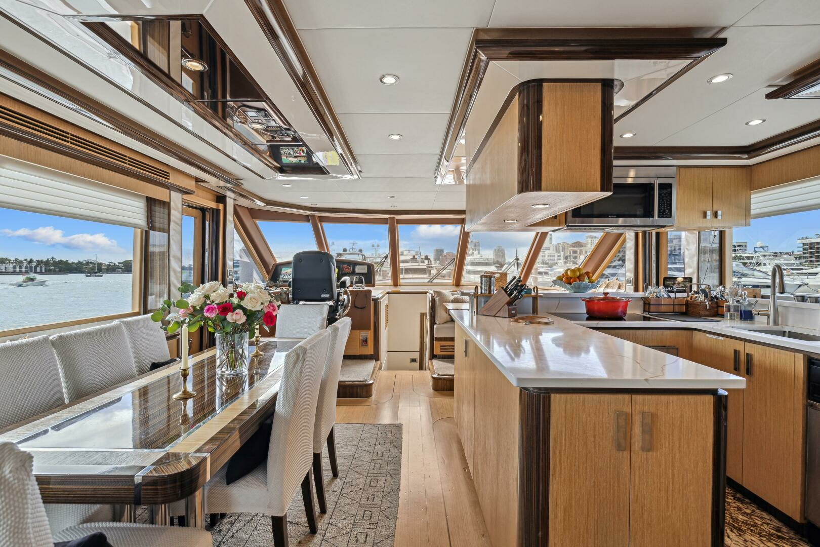 2010 Ocean Alexander 83 - Image 49