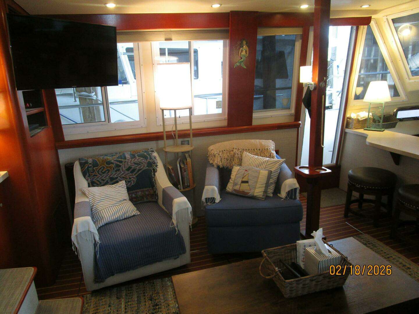 2004 Mainship 430 - Image 43