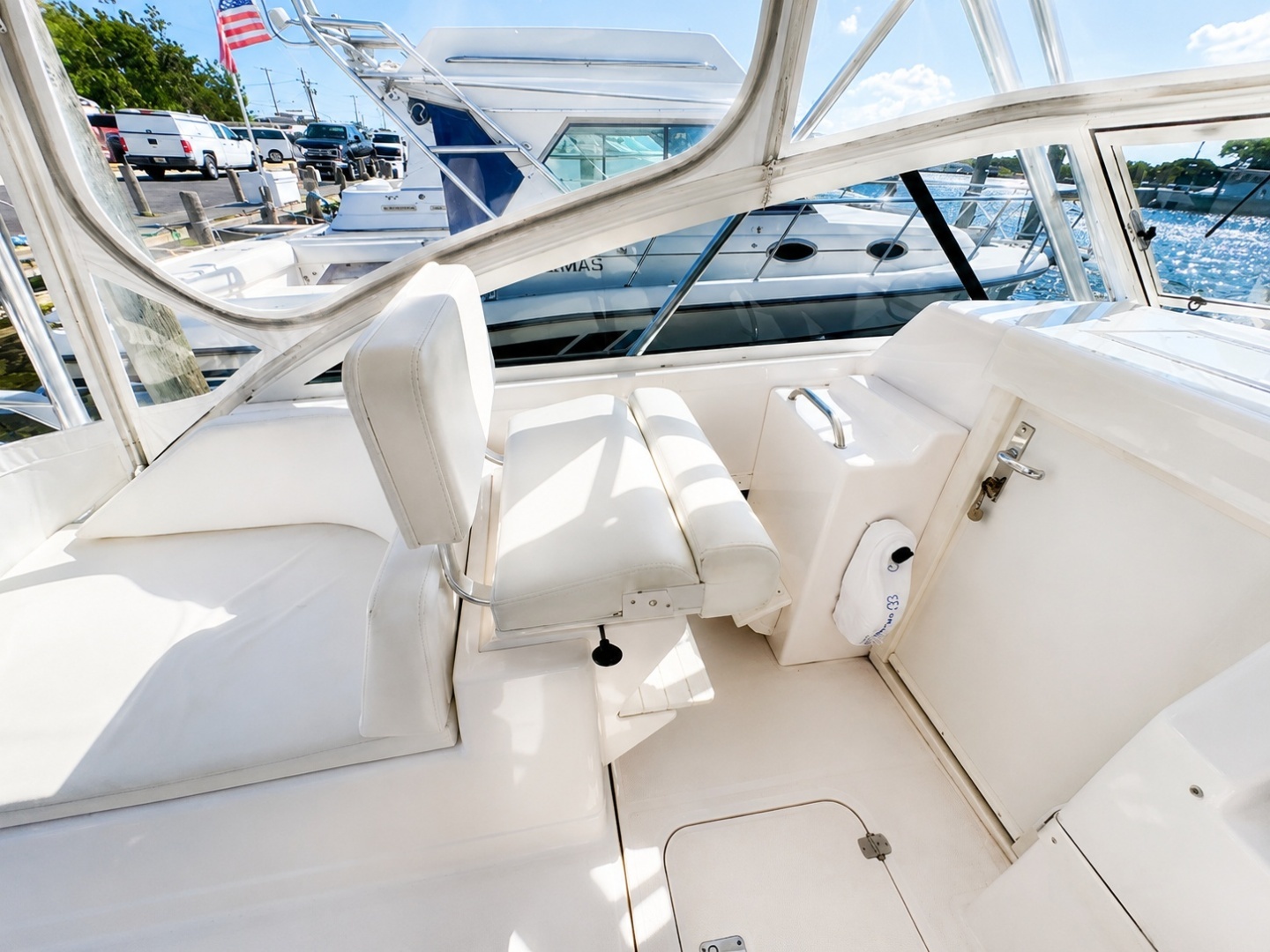1997 Blackfin 29 Combi - Image 12