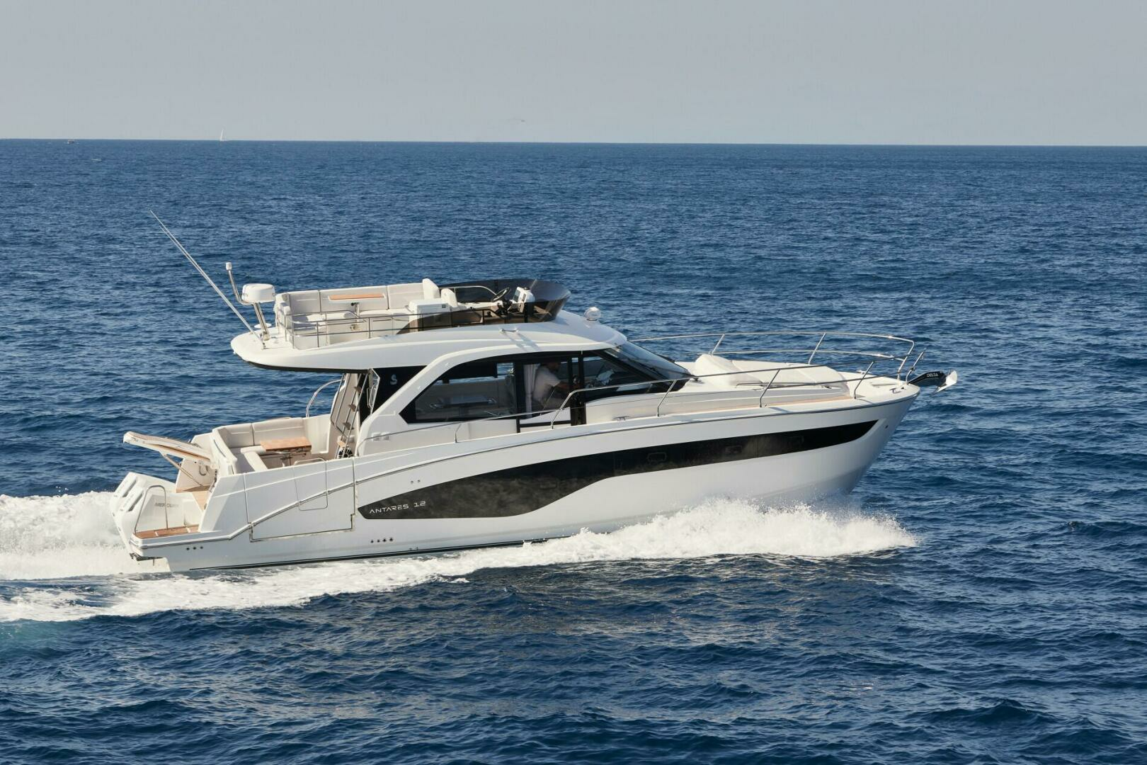 2025 Beneteau Antares 12 - Image 3