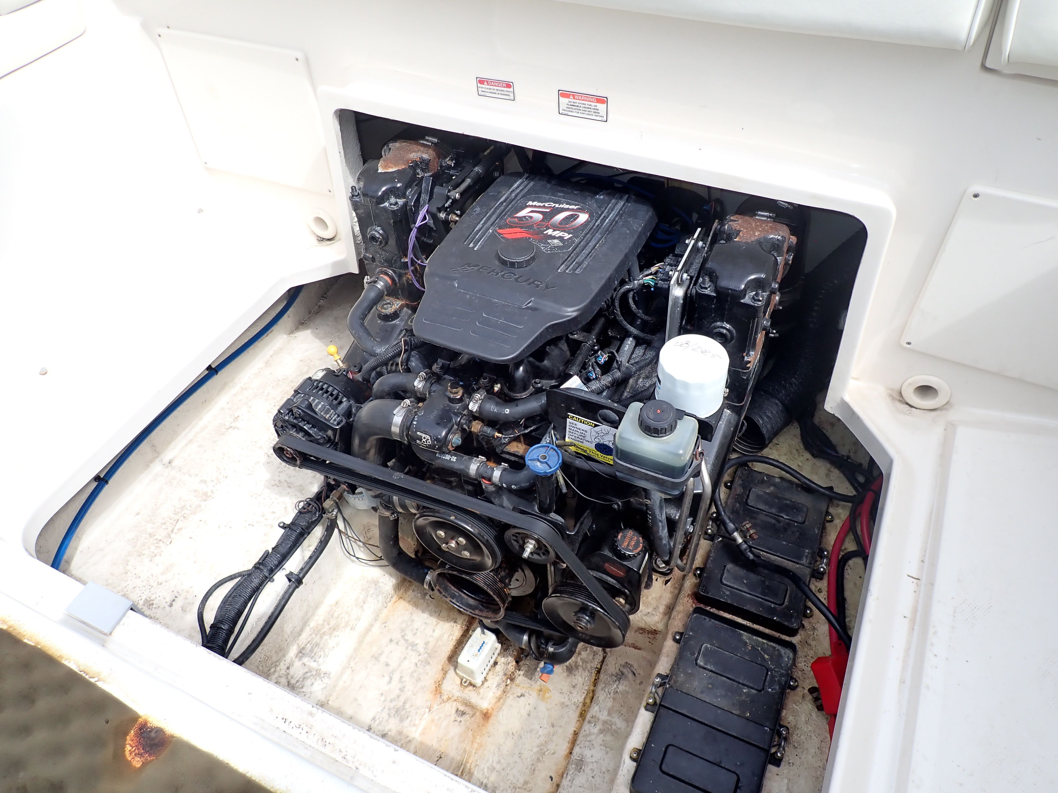 2002 Sea Ray 225 Weekender - 10