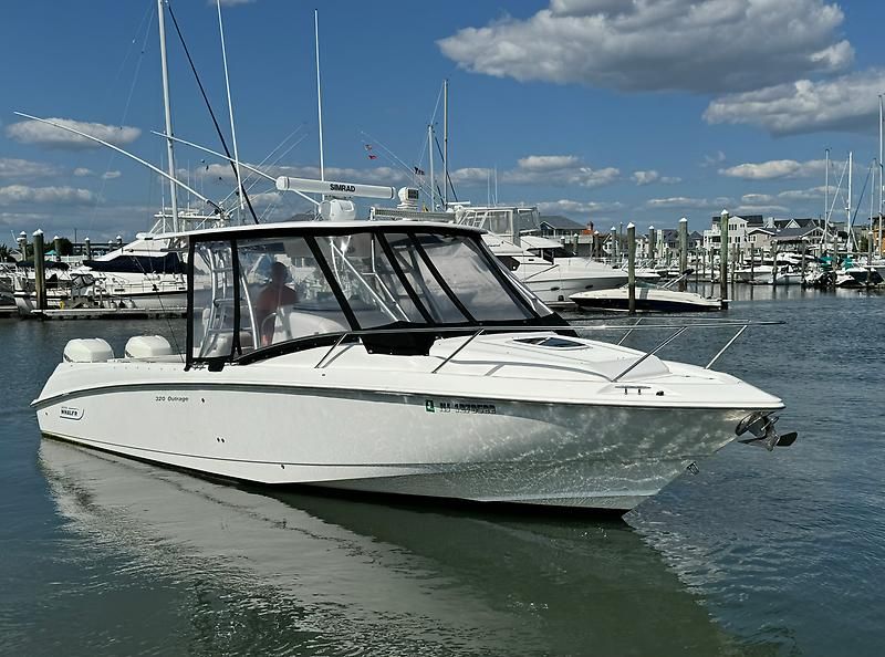 2006 Boston Whaler 32 Outrage Cuddy - 2